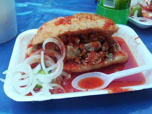 Eat a torta ahogada