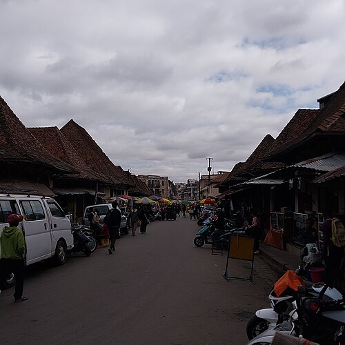 Analakely market