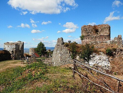 Walk up to Šariš Castle