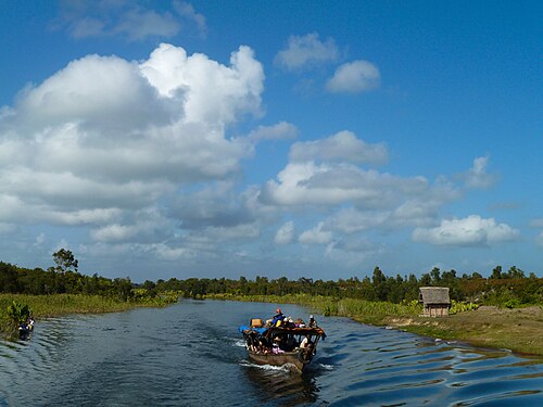 Pangalanes Canal