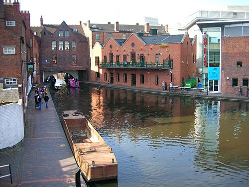 Walk the canals