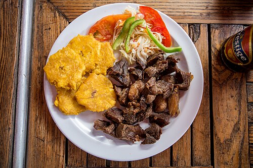 Eat griot
