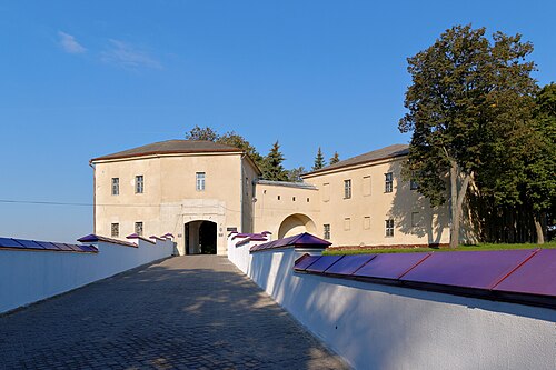 Old and New Castles