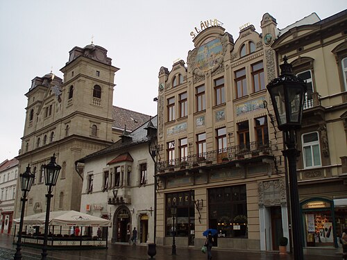 Café hopping on Hlavná
