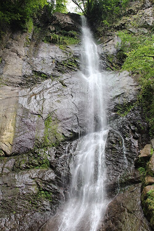 Makhuntseti waterfall