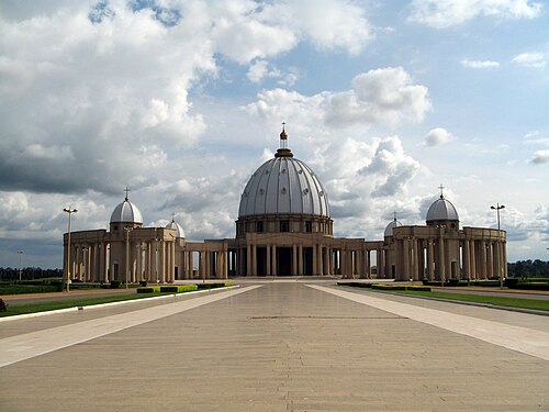Day trip to Yamoussoukro
