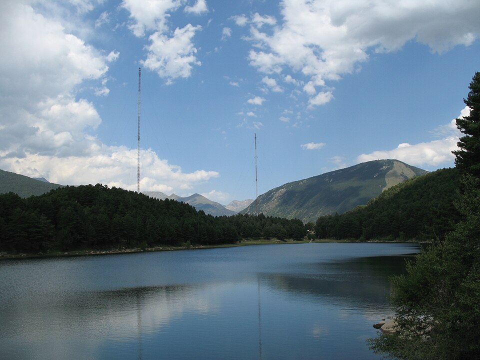 Walk to Lake Engolasters