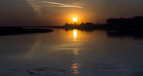 Syr Darya embankment