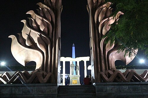 Heroes Monument