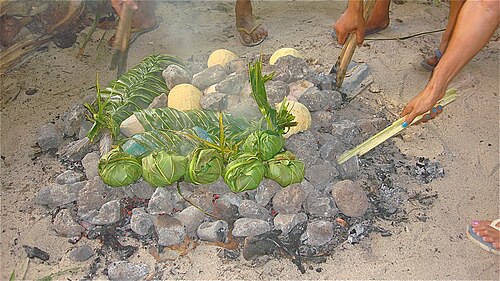 Try an umu feast