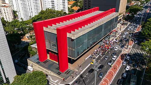 São Paulo Museum of Art (MASP)