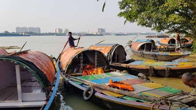 Ganges ! On The Boat !!, India