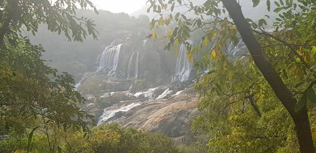 Tinkisso Falls, Guinea