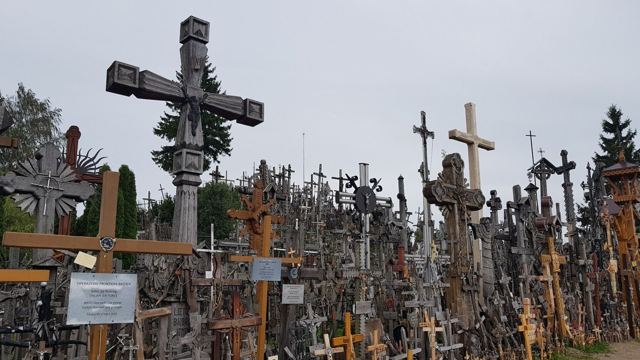 Hill of Crosses -Siauliai transfers, Lithuania